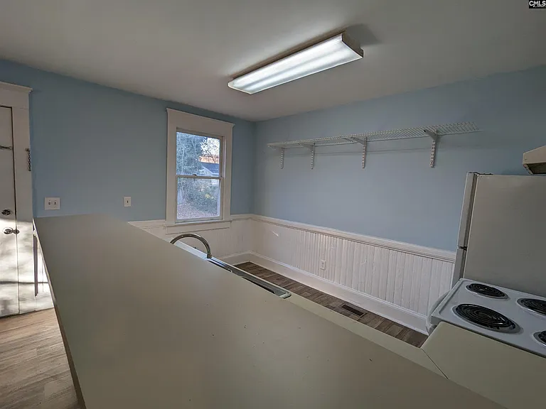 3121 Rosewood Dr — Photo 7