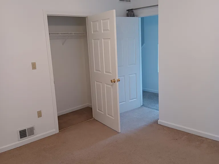 Bedroom 2 12x12 (aprx.)