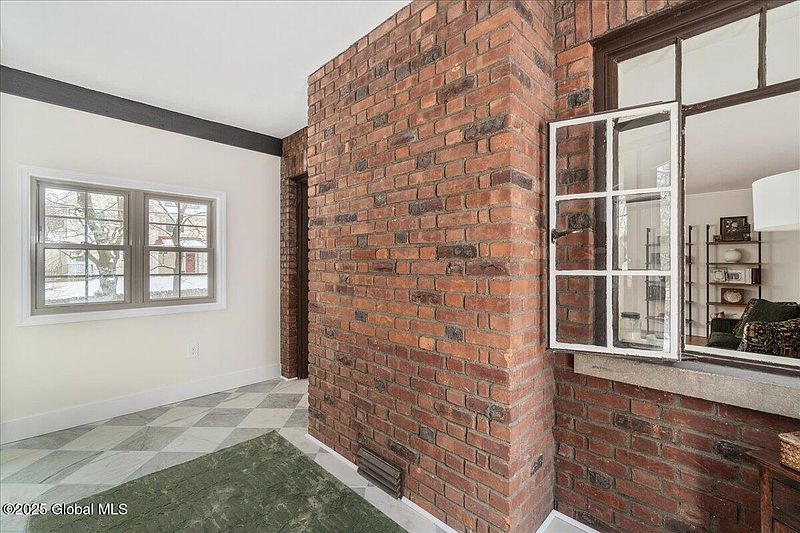 3rd image of 159 Elmgrove Avenue