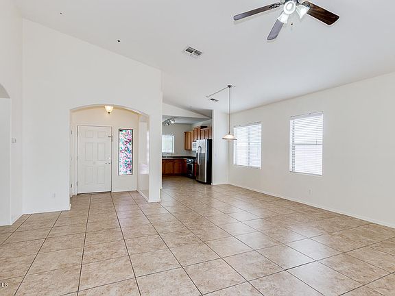 5th image of 3318 S 122nd Ln