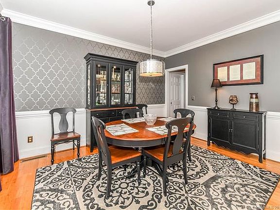 5th image of 7602 Treyford Ln #37