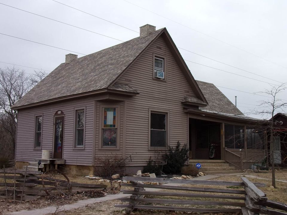 1st image of 609 NW 1225 St