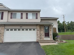 857 Summer Pines Cir, Hudson, WI 54016