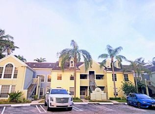 1020 Crystal Way APT F, Delray Beach, FL 33444