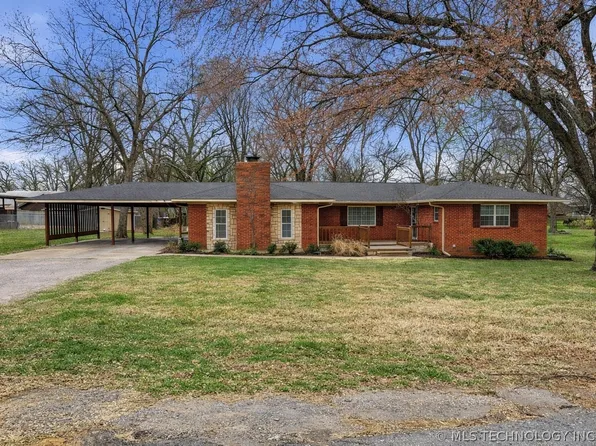 604 E 22nd St, Tishomingo, OK 73460