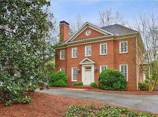 1041 Farmington Ln NE, Atlanta, GA 30319