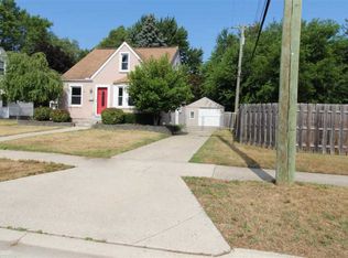 1410 Burlington Dr, Mount Clemens, MI 48043