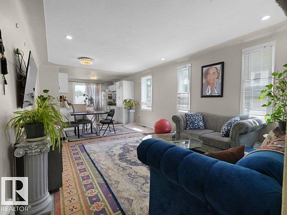 4th image of 10857 97th St NW