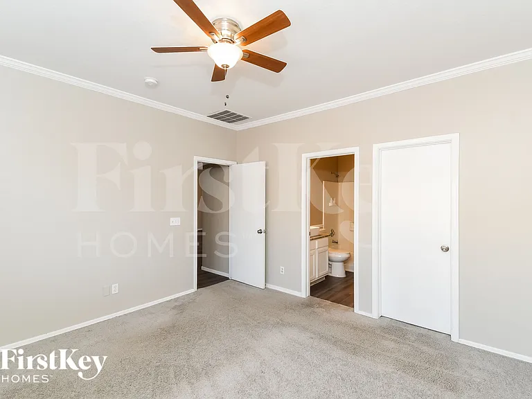 2850 E Silverbell Rd — Photo 9