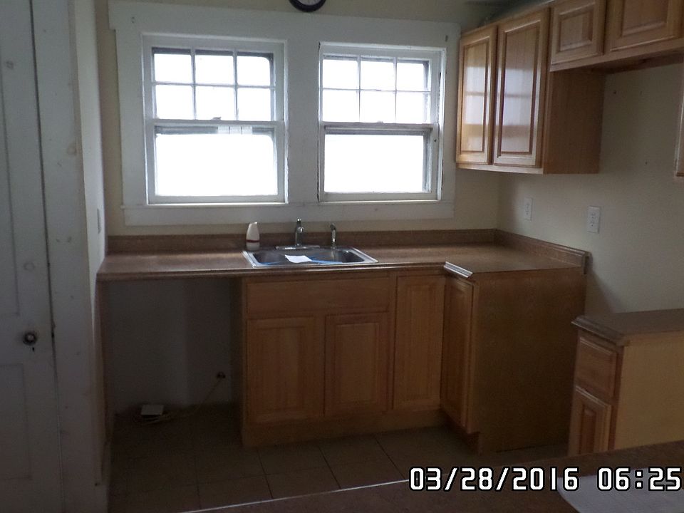 2nd image of 214 Joralemon St