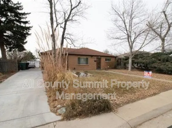 9001 Hickory Pl, Thornton, CO 80229