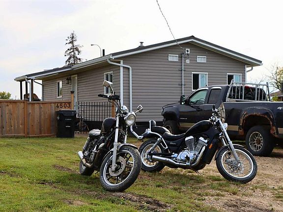 2nd image of 4503 S 50th Ave