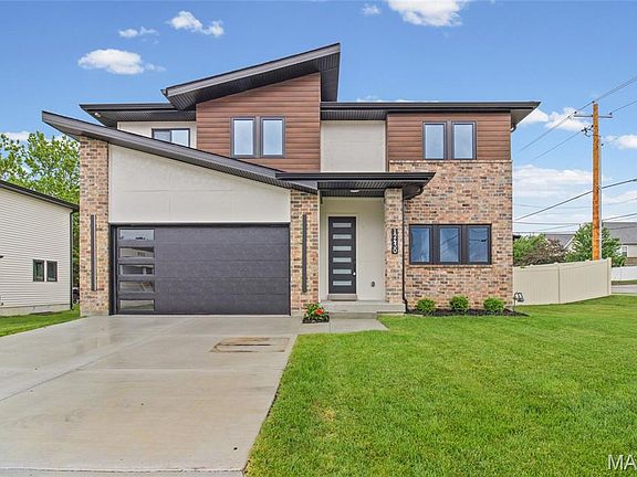 2nd image of 12430 Somerset Place Dr