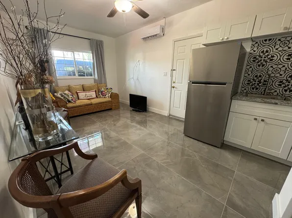 (undisclosed Address), Miami, FL 33165