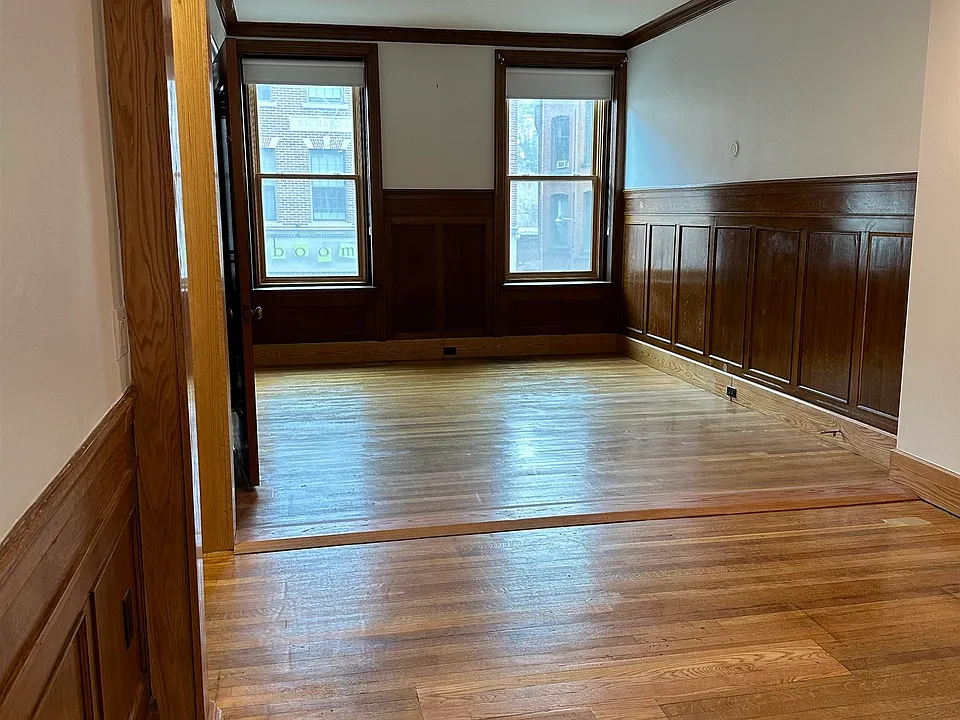 4 Elliot St #5