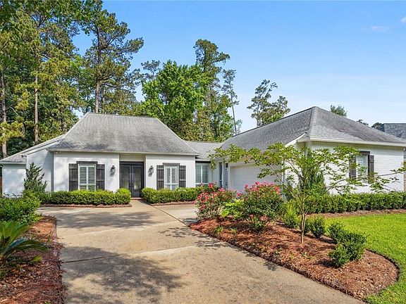 2nd image of 814 Shadow Oak Ln