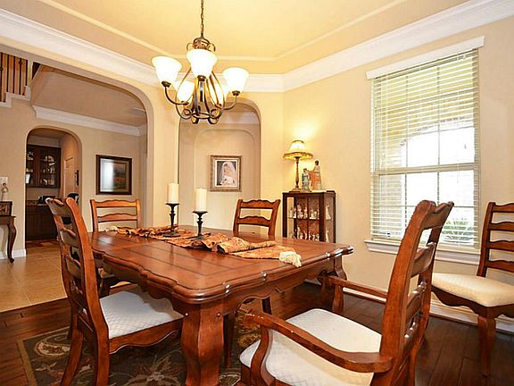 5th image of 5227 Red Oak Valley Dr