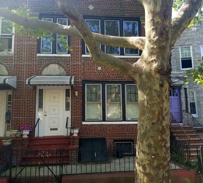 1st image of 707 Greenwood Ave