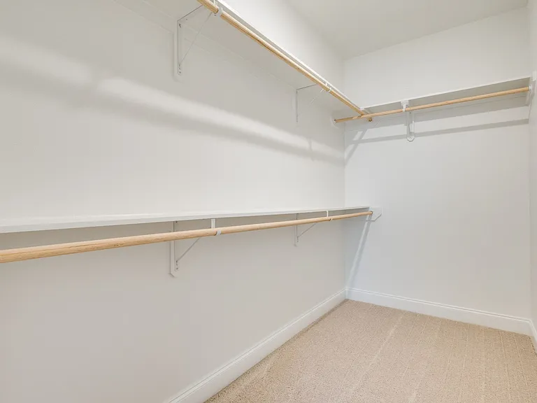 141 Ridley Ln — Photo 16