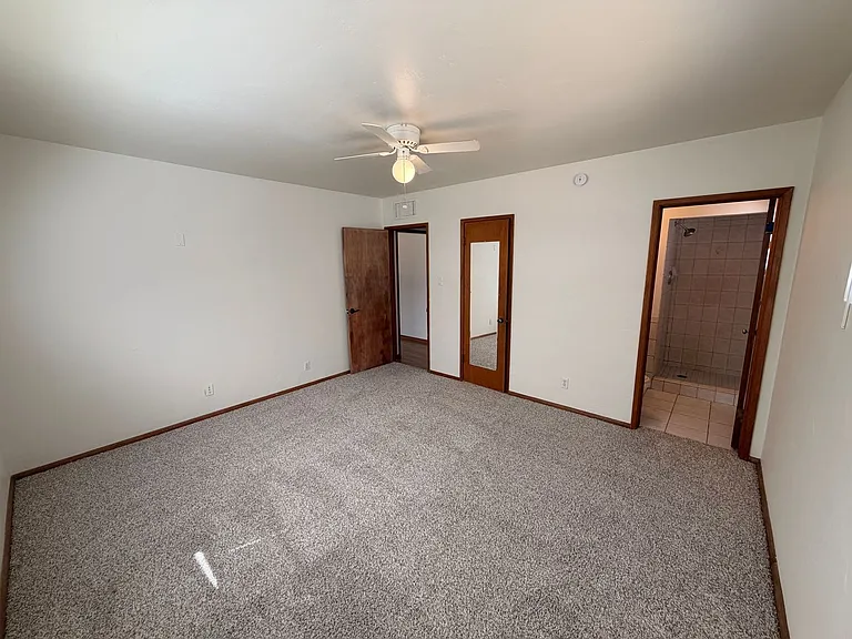 3416 N 43rd Pl — Photo 9