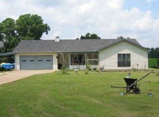 296 Quito Rd, Millington, TN 38053