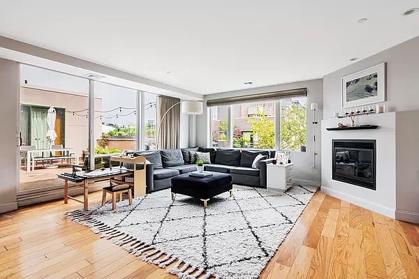 1st image of 52 Dean St #A