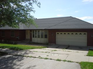 66 S Moss Hill Dr, Bountiful, UT 84010