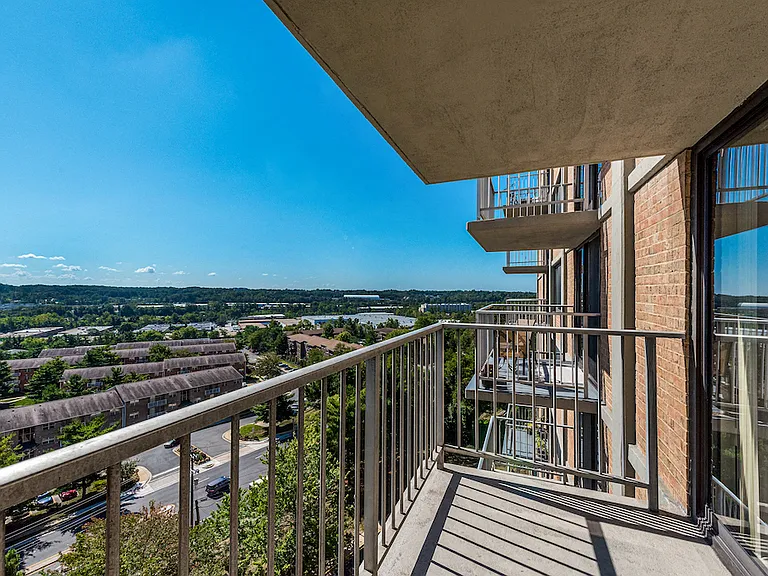 Landmark Ridge — Photo 8