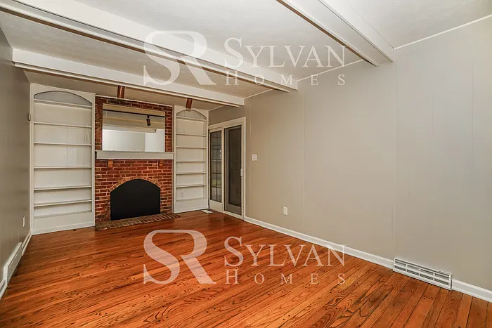 6468 Johnanne St — Photo 3