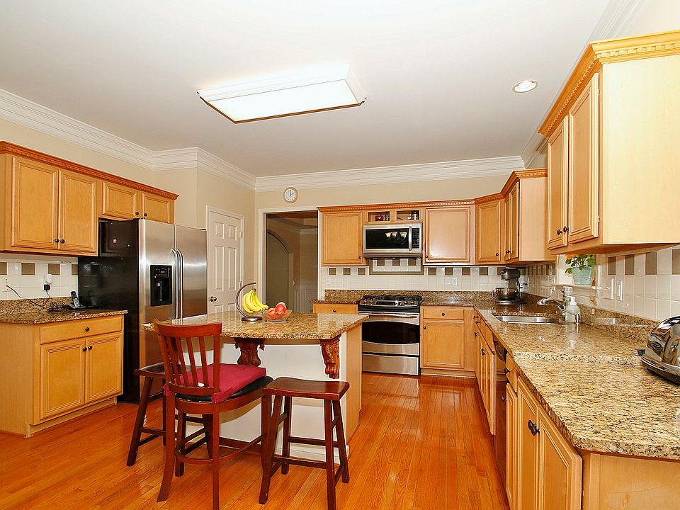 Dream Kitchen with Lg island