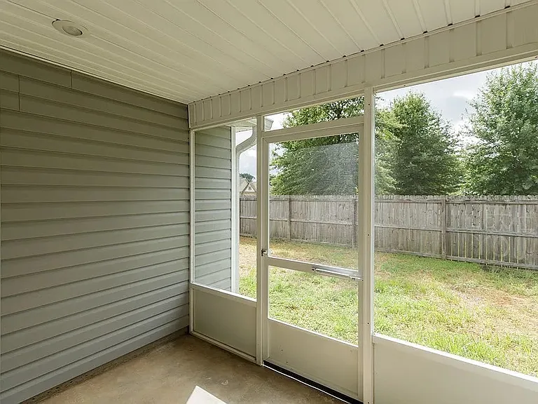 3964 Glen Laurel Dr W — Photo 21