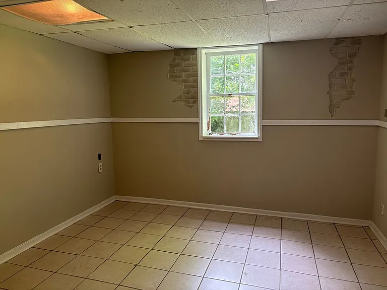 975 Old Charlotte Rd — Photo 26