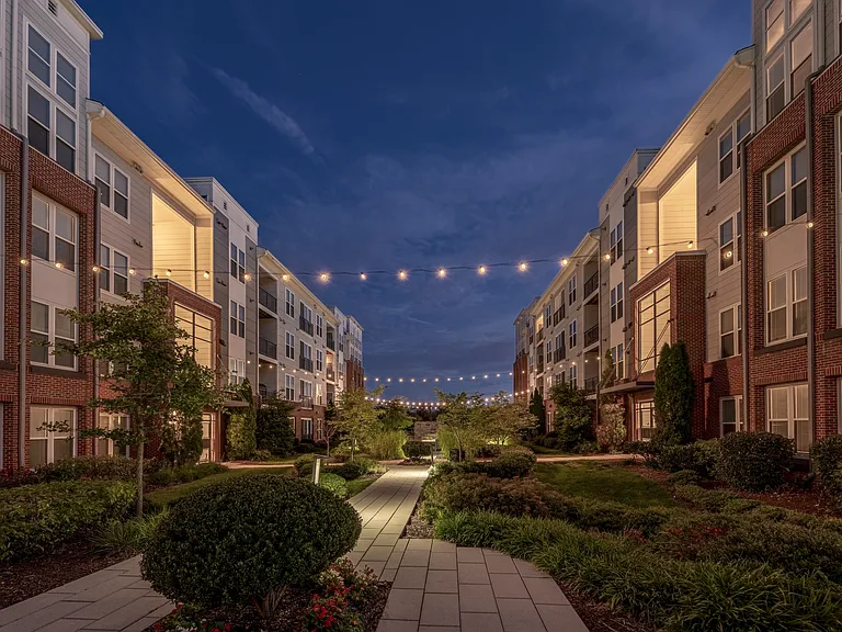 Flats170 at Academy Yard — Photo 25