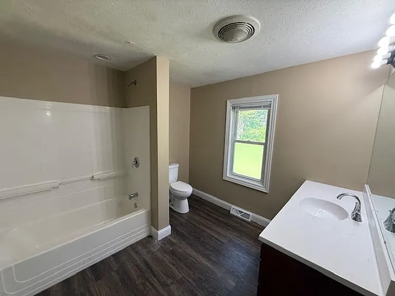 3313 Burnstine Rd — Photo 7
