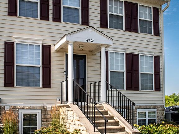 3rd image of 6997 Monarchos Dr #11
