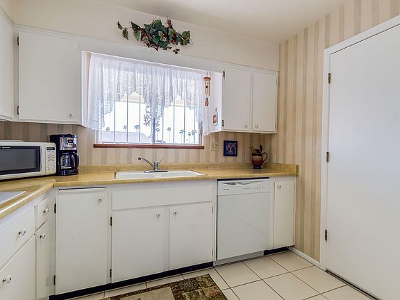 4th image of 9918 W Shiprock Dr
