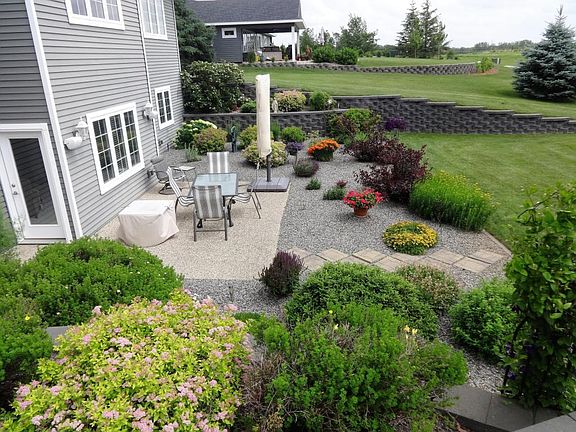 4th image of 1012 Latoka Heights Ln SW