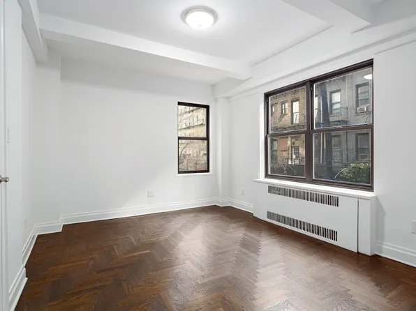 330 East 79th Street image 17 of 24