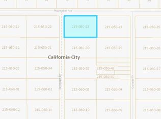 Fremont Dr, Edwards, CA 93523