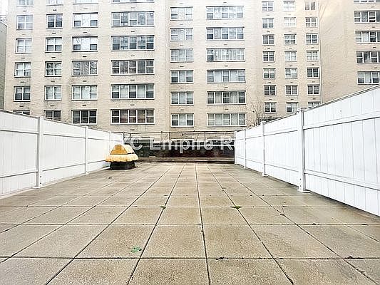 1st image of 333 E 75th St APT 1J