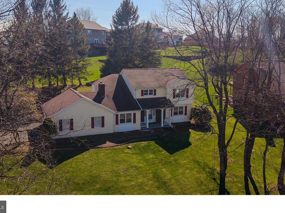 1st image of 116 Victoria Ln