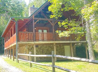 915 Powdermill Rd, Gatlinburg, TN 37738