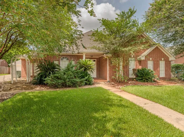 7960 Doral Dr, Beaumont, TX 77707
