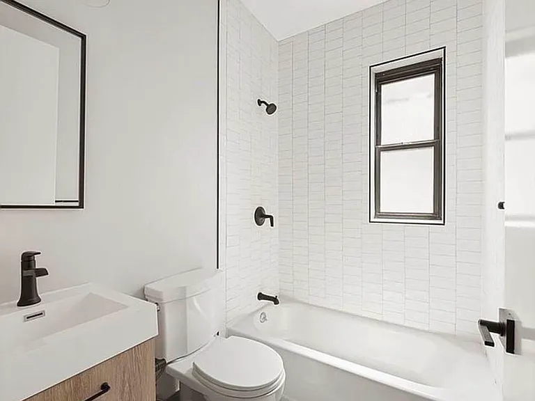 227 Kingsland Ave #13 — Photo 8