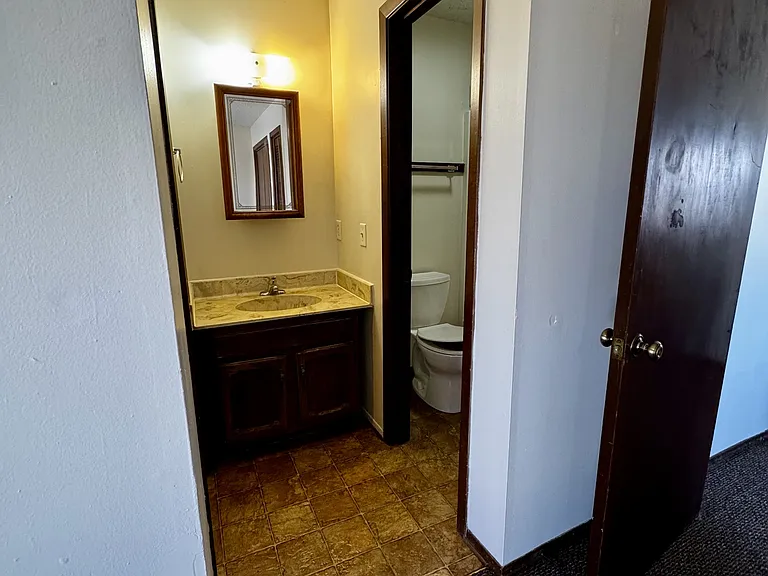 1035 S Kansas Ave #4 — Photo 6