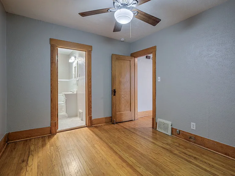 3310 Jackson St — Photo 19