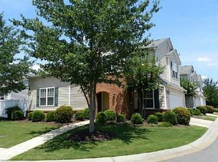 374 W Oaks Trl, Woodstock, GA 30188