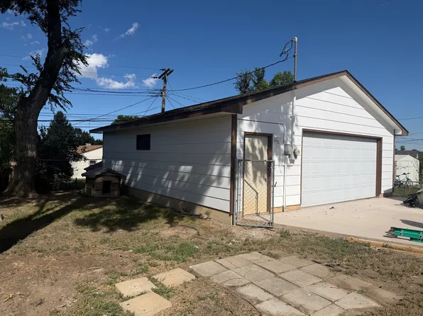 2834 Willow Ave, Rapid City, SD 57701