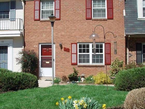 1st image of 774 Princeton Pl