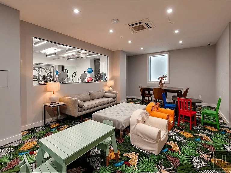 252 W 76th St #5C — Photo 9